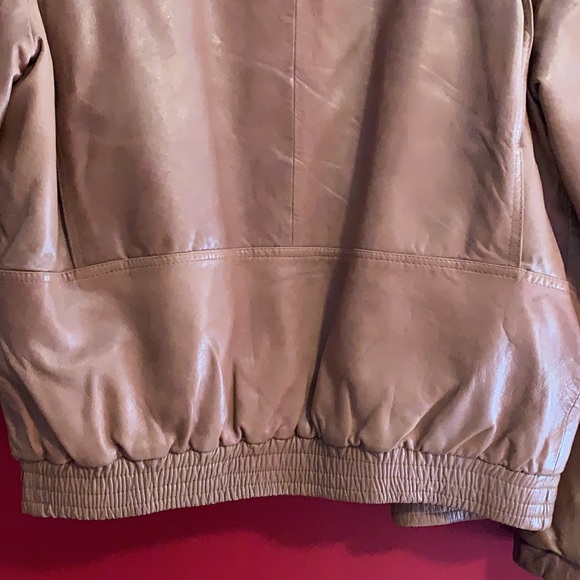 Men’s Leather Bomber Jacket w/ Insulated Lining - Picture 8 of 11